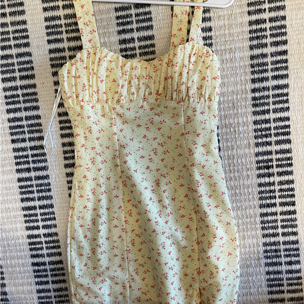 Princess Polly yellow floral, mini dress size 0